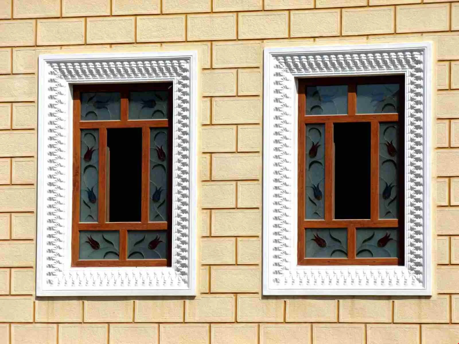 Cami Dis Pencere 6C6C Uygulaması uygulaması