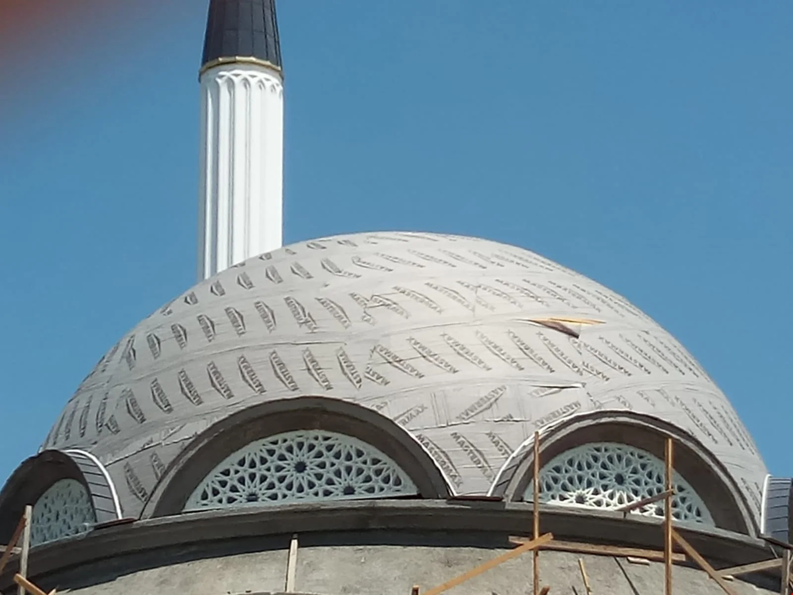 Cami Pencereleri A50D Uygulaması uygulaması