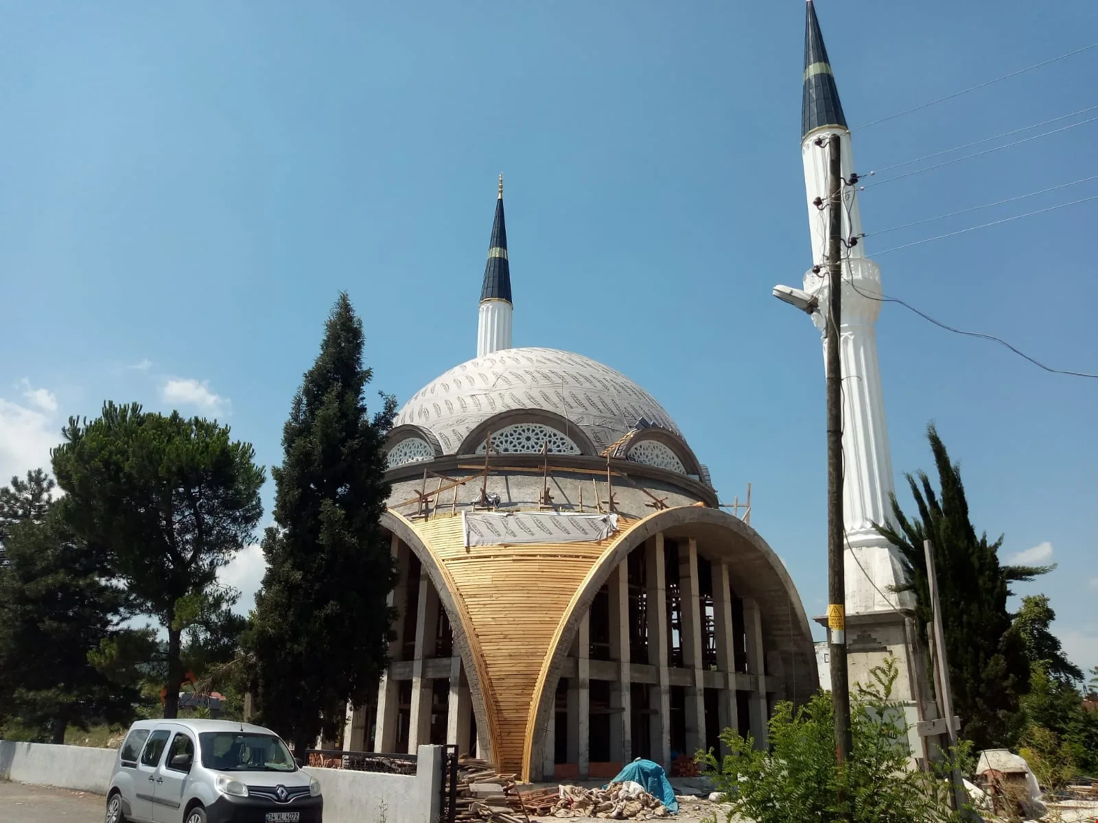 Cami Pencereleri E7Da Uygulaması uygulaması