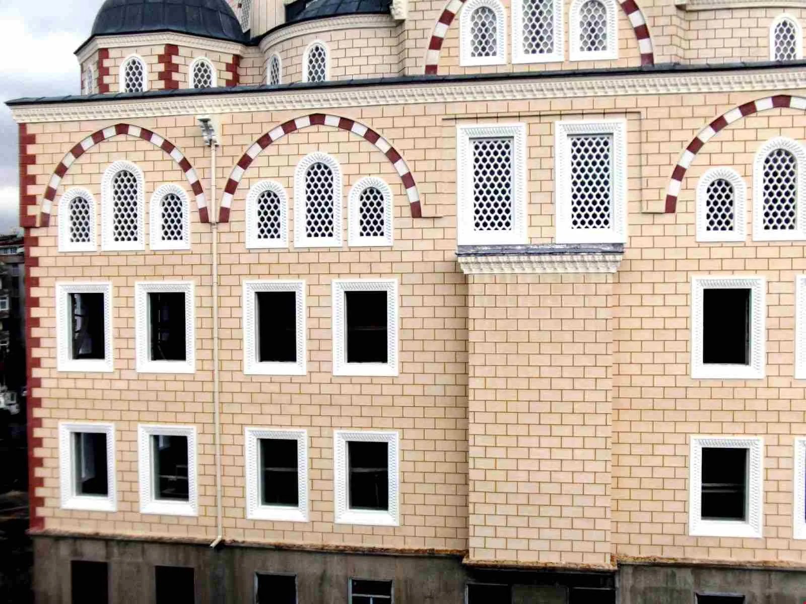 Camii Suslu Beton Pencere Fefc Uygulaması uygulaması